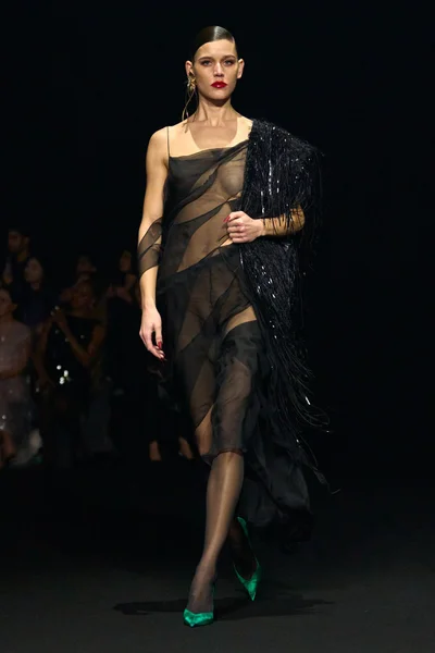 Look 34